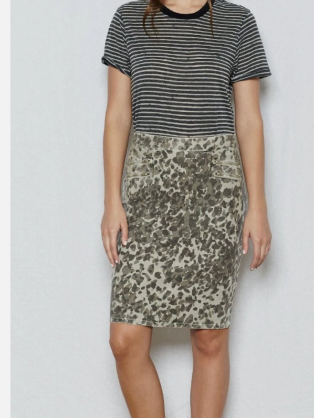 Current Elliott The Geneva Leopard Pencil Skirt Stretch Steel Gray Scooter Sz 28
